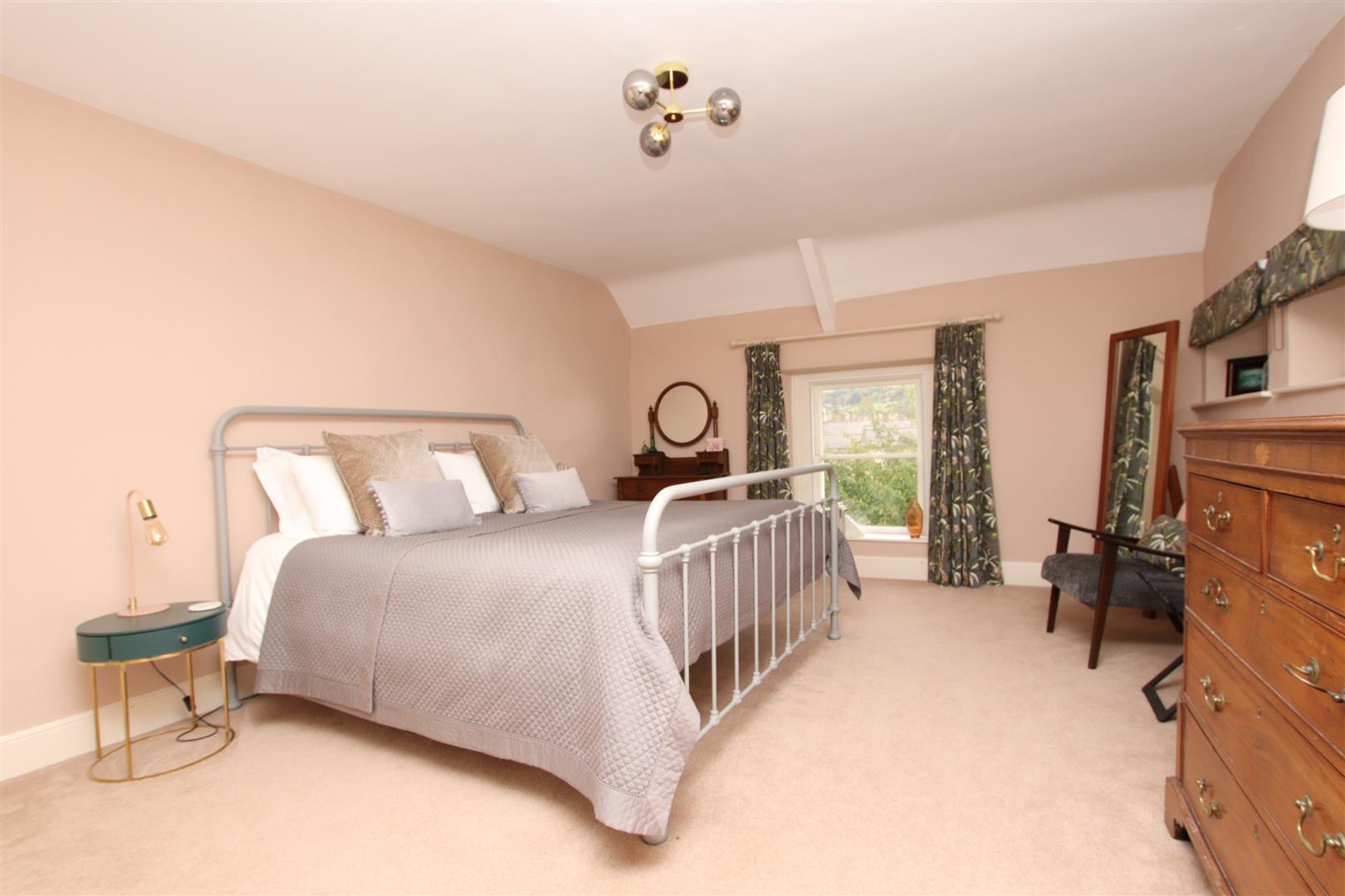 Grosvenor Place, Bath, BA1
